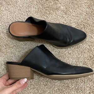 Universal Thread Black Leather Mule Clogs with Tan Wood Heel